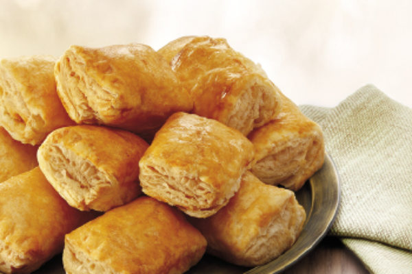 Mini puff pastry pies