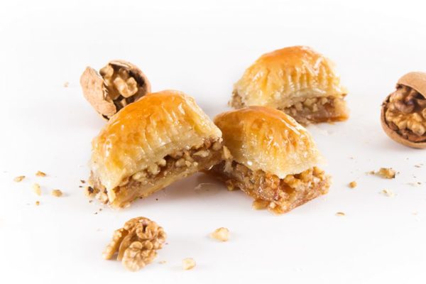 Baklava With Walnuts