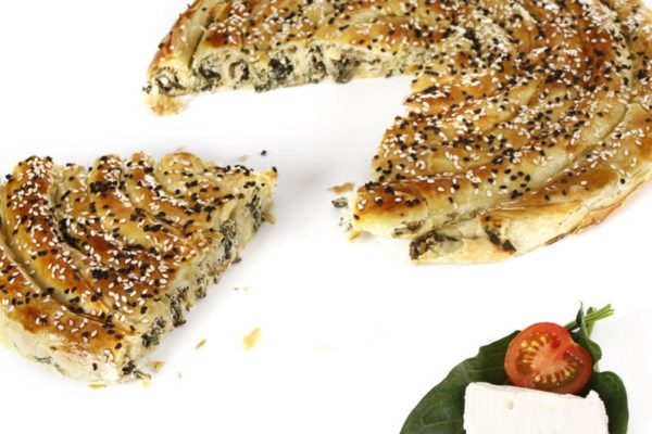 Spiral Pie With Spinach & Cheese